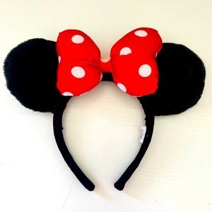 Classic Minnie Mouse Disney ears. Children’s scale.